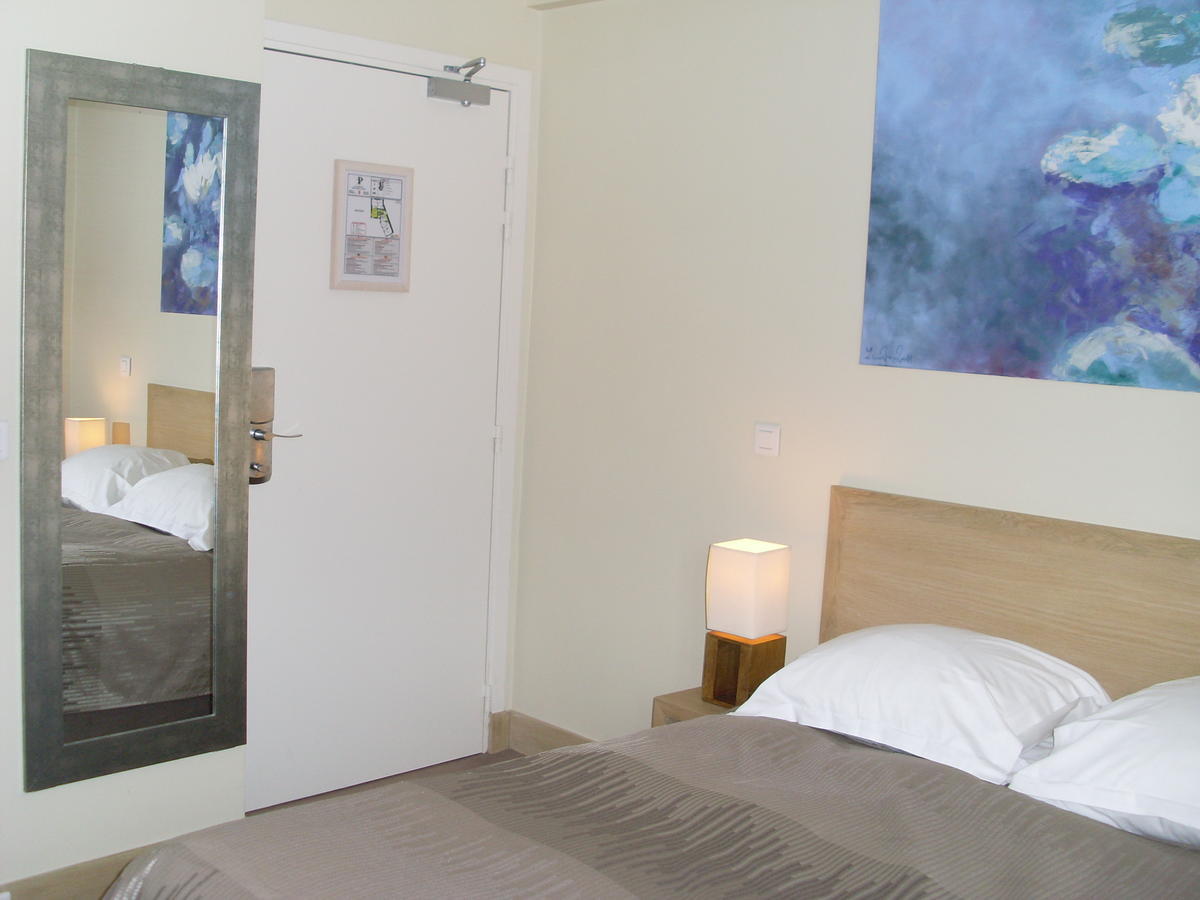 Hotel Le Parc Marly-le-Roi Szoba fotó